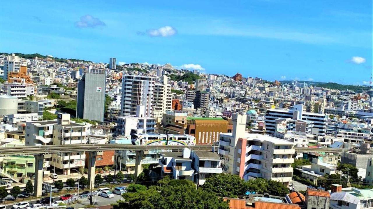 Toyoko Inn Naha Omoromachi Ekimae Dış mekan fotoğraf